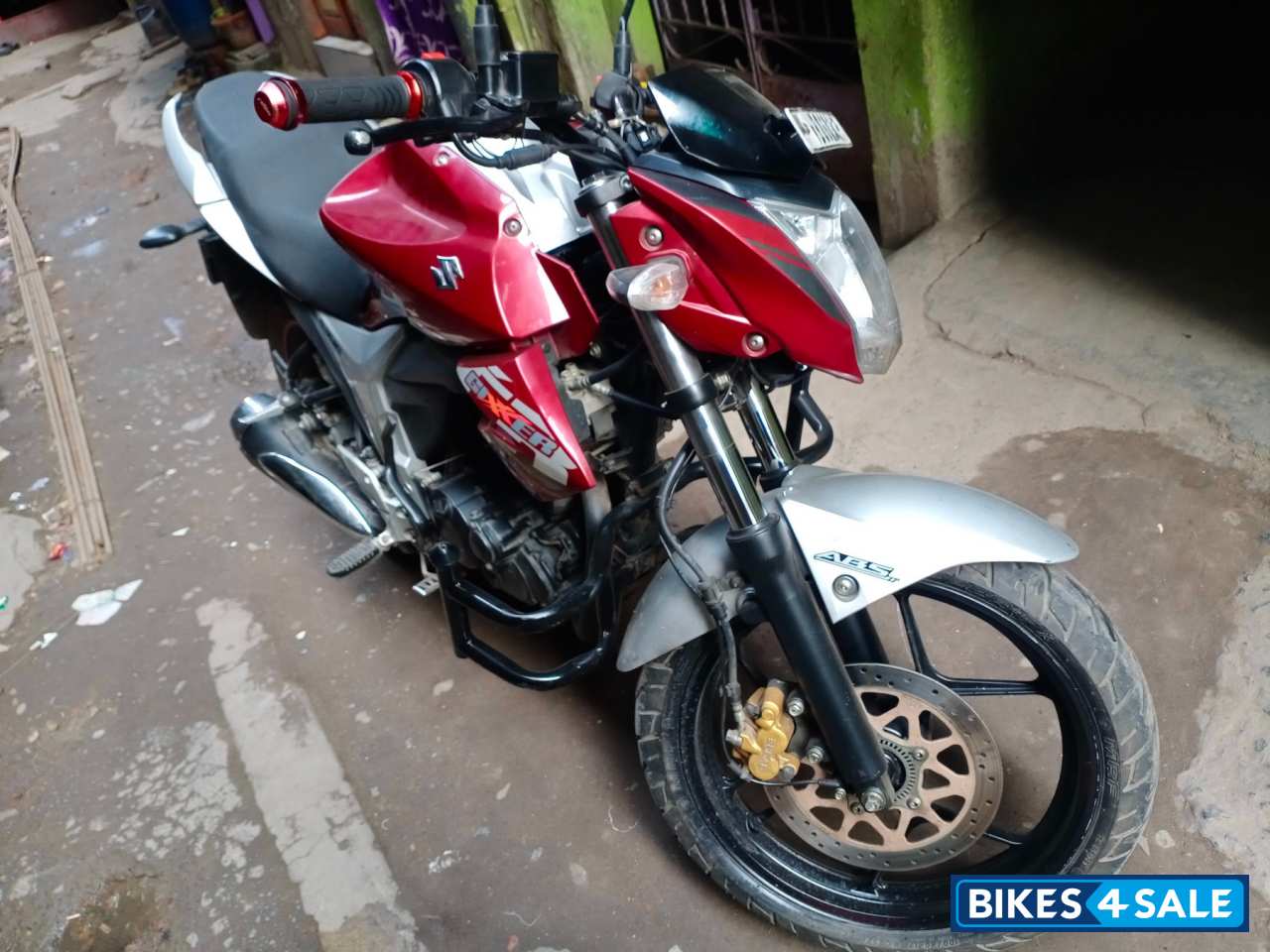 Red And Gray Suzuki Gixxer ABS