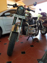 Royal Enfield Classic 500