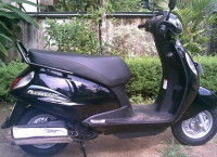 Black Suzuki Access 125