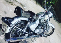Royal Enfield Classic 350