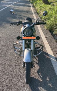 Royal Enfield Classic 350