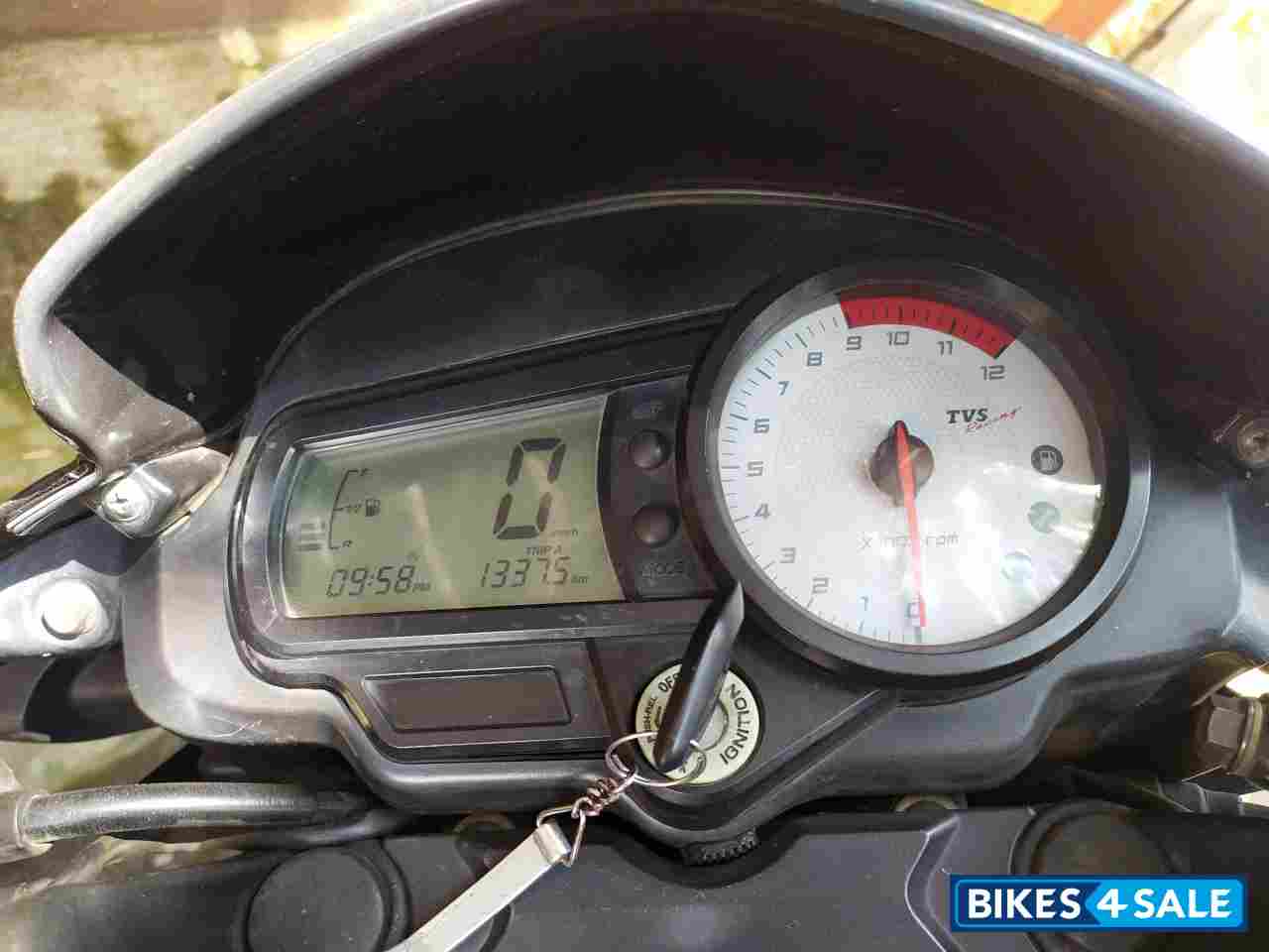 Black TVS Apache RTR 180