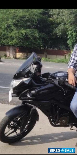 Black Bajaj Pulsar AS 150 Black Bajaj Pulsar AS 150