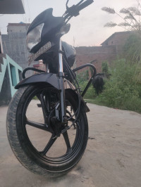 Black Honda Dream Yuga