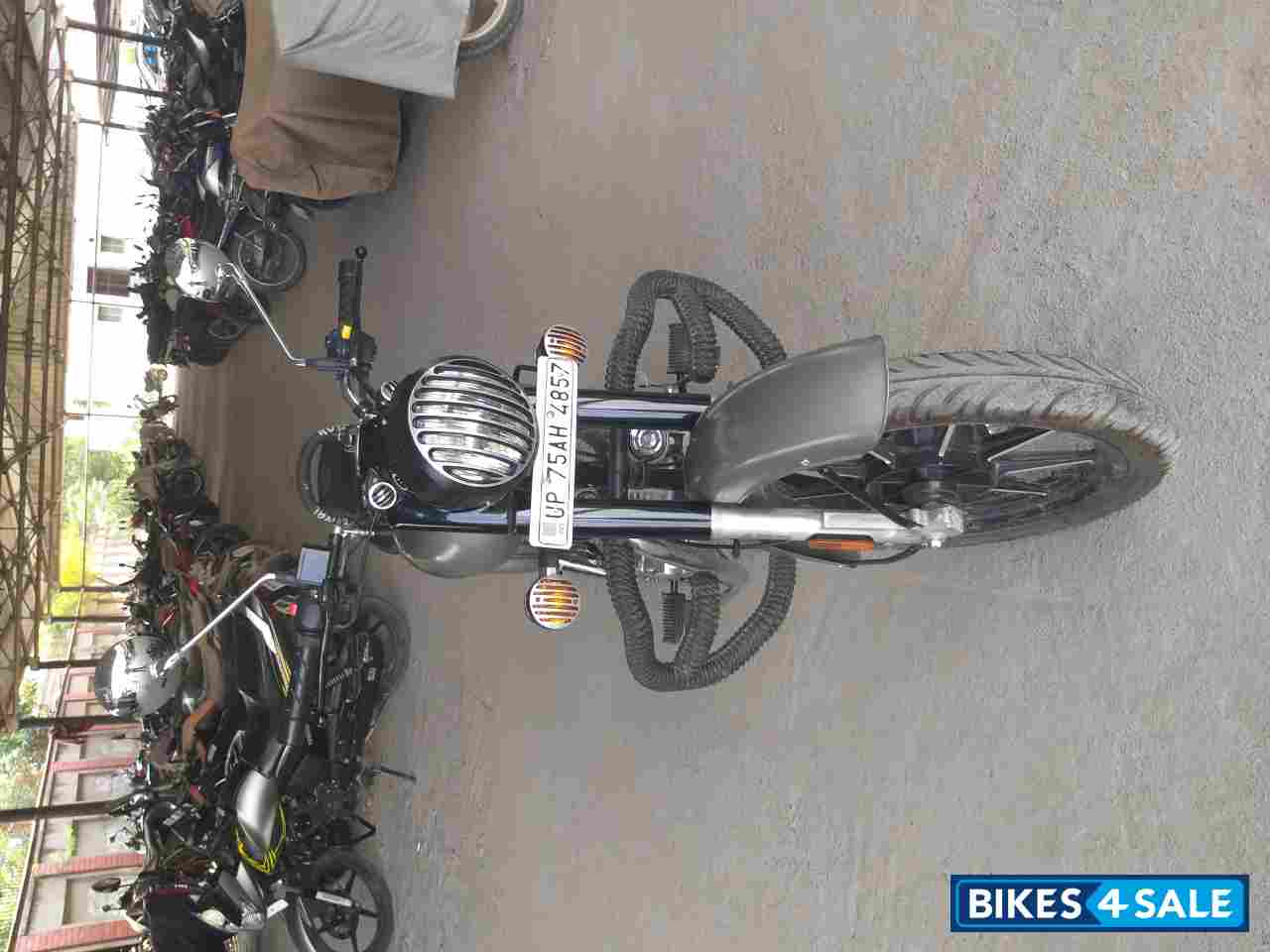 Gun Metal Grey Royal Enfield Classic Gunmetal Grey