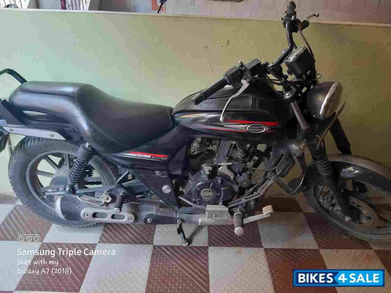 Black And Red Bajaj Avenger Street 220