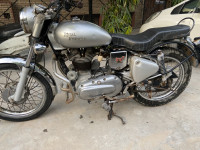 Silver Royal Enfield Bullet Electra 5S