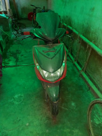 Red Yamaha Ray Z