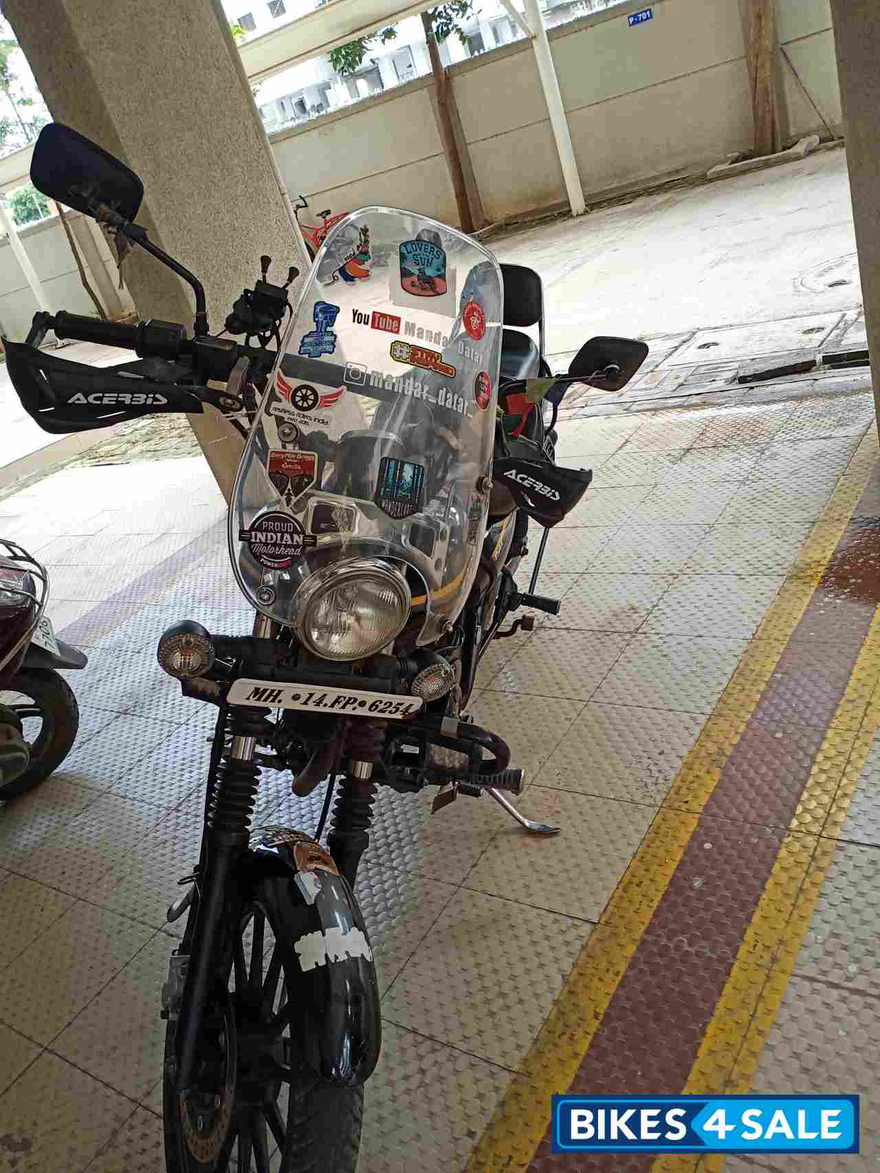 Bajaj Avenger Street 150