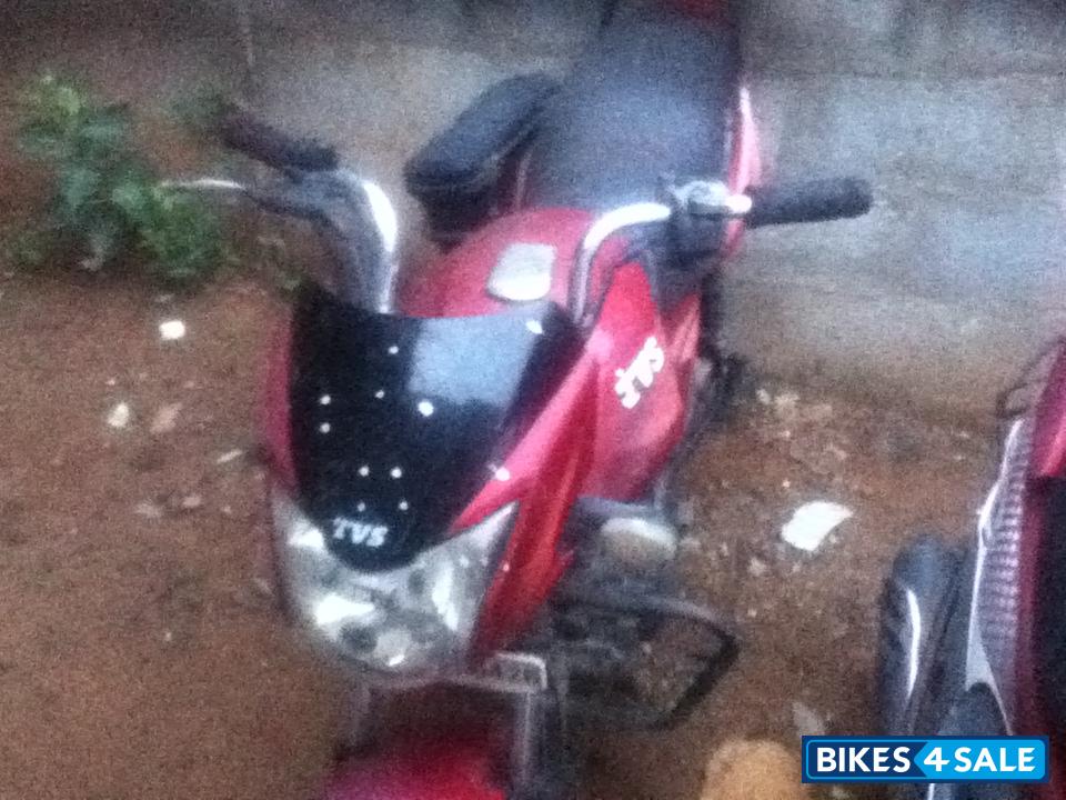 Red TVS Jive