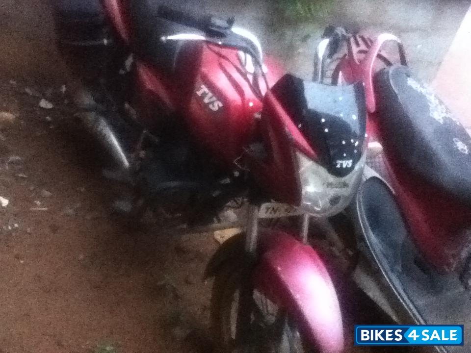 Red TVS Jive