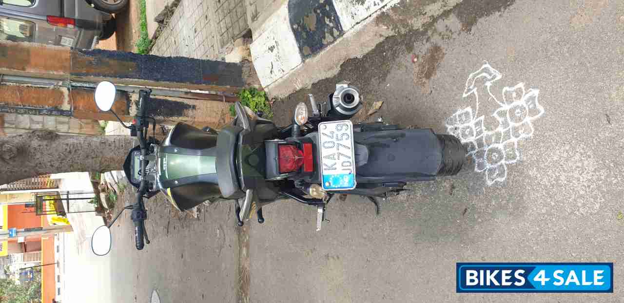 Matt Black And Green Yamaha FZ-S FI V2