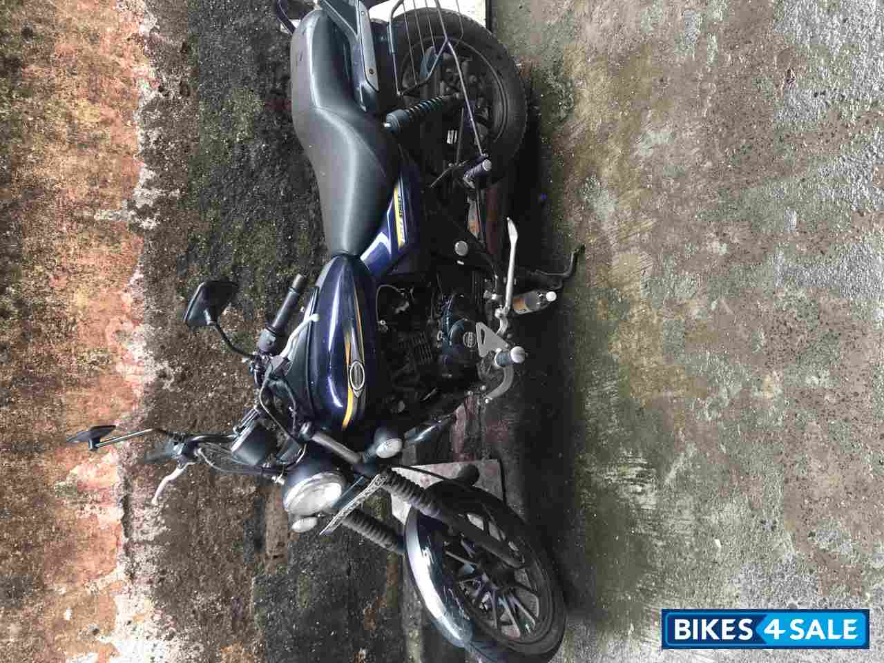 Bajaj Avenger Street 150