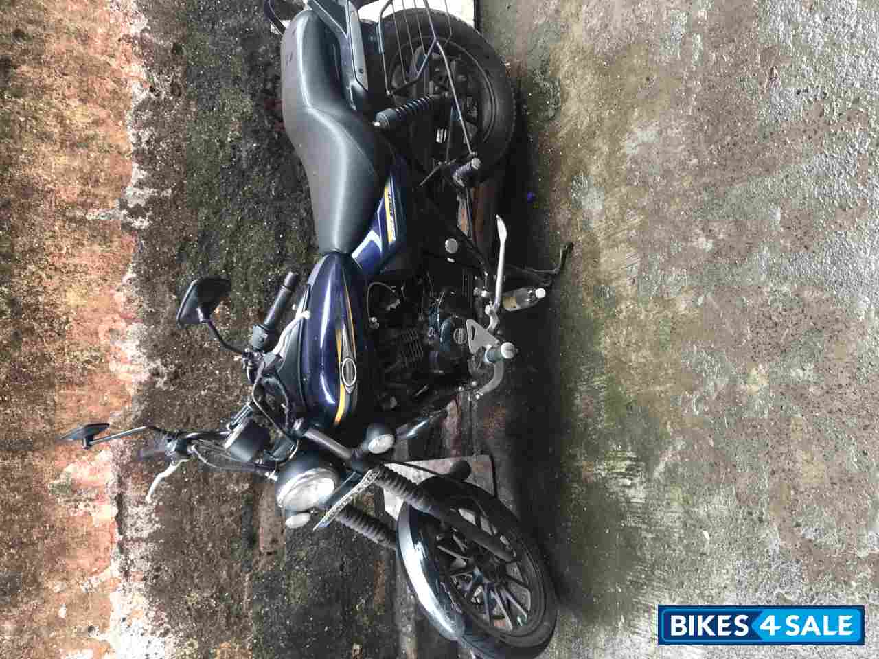 Bajaj Avenger Street 150