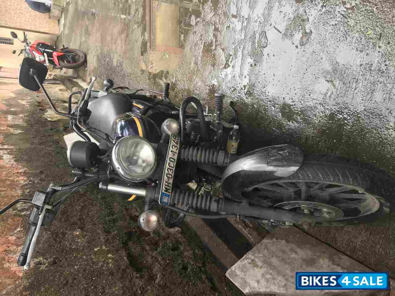 Bajaj Avenger Street 150