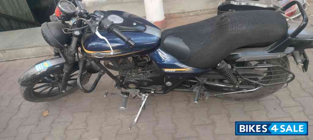 Bajaj Avenger Street 150