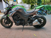 Kawasaki Z1000 R Edition
