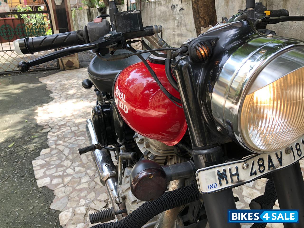 Royal Enfield Classic 350 Redditch Red