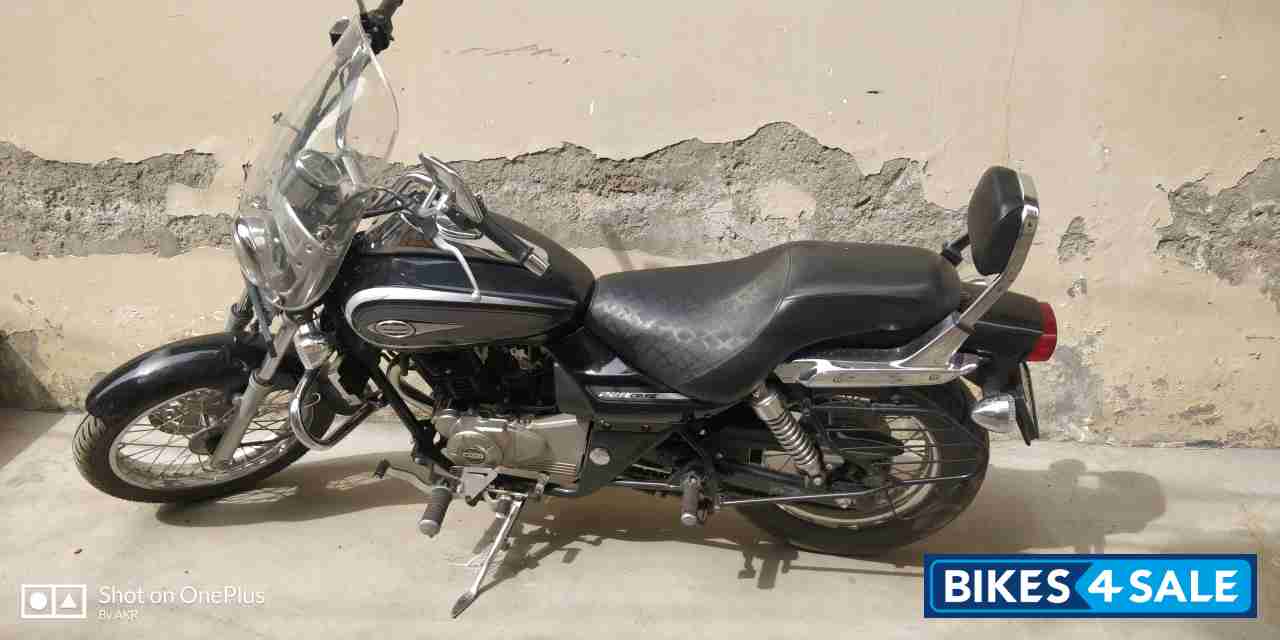 Bajaj Avenger Cruise 220