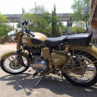 Desert Storm Royal Enfield Classic Desert Storm