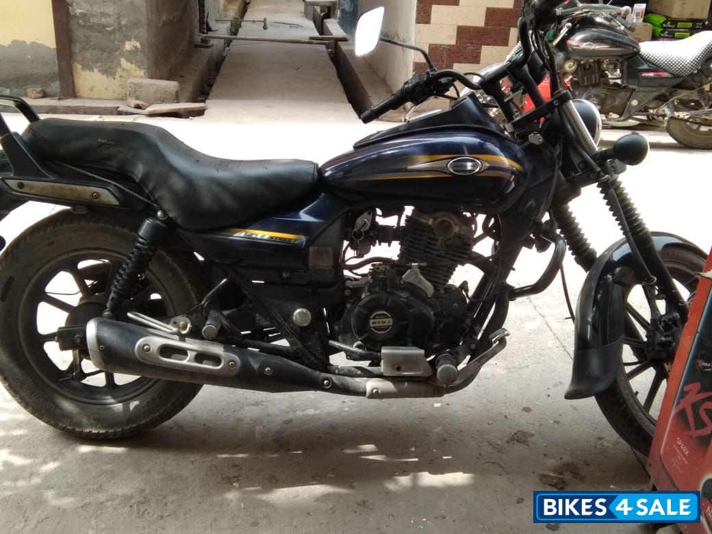 Bajaj Avenger Street 150