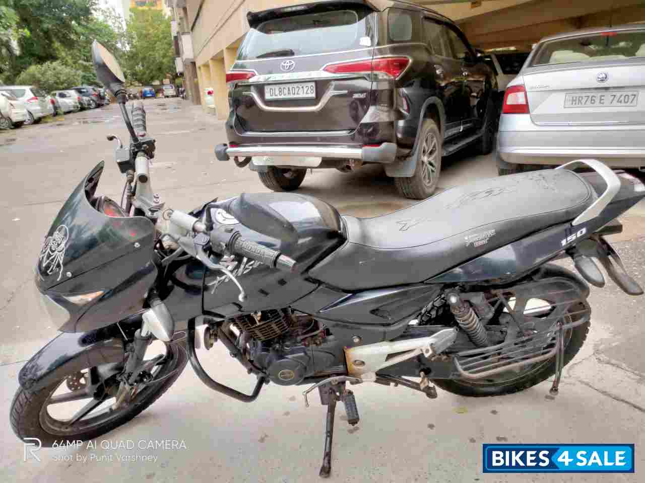 Black Bajaj Pulsar 150 DTSi