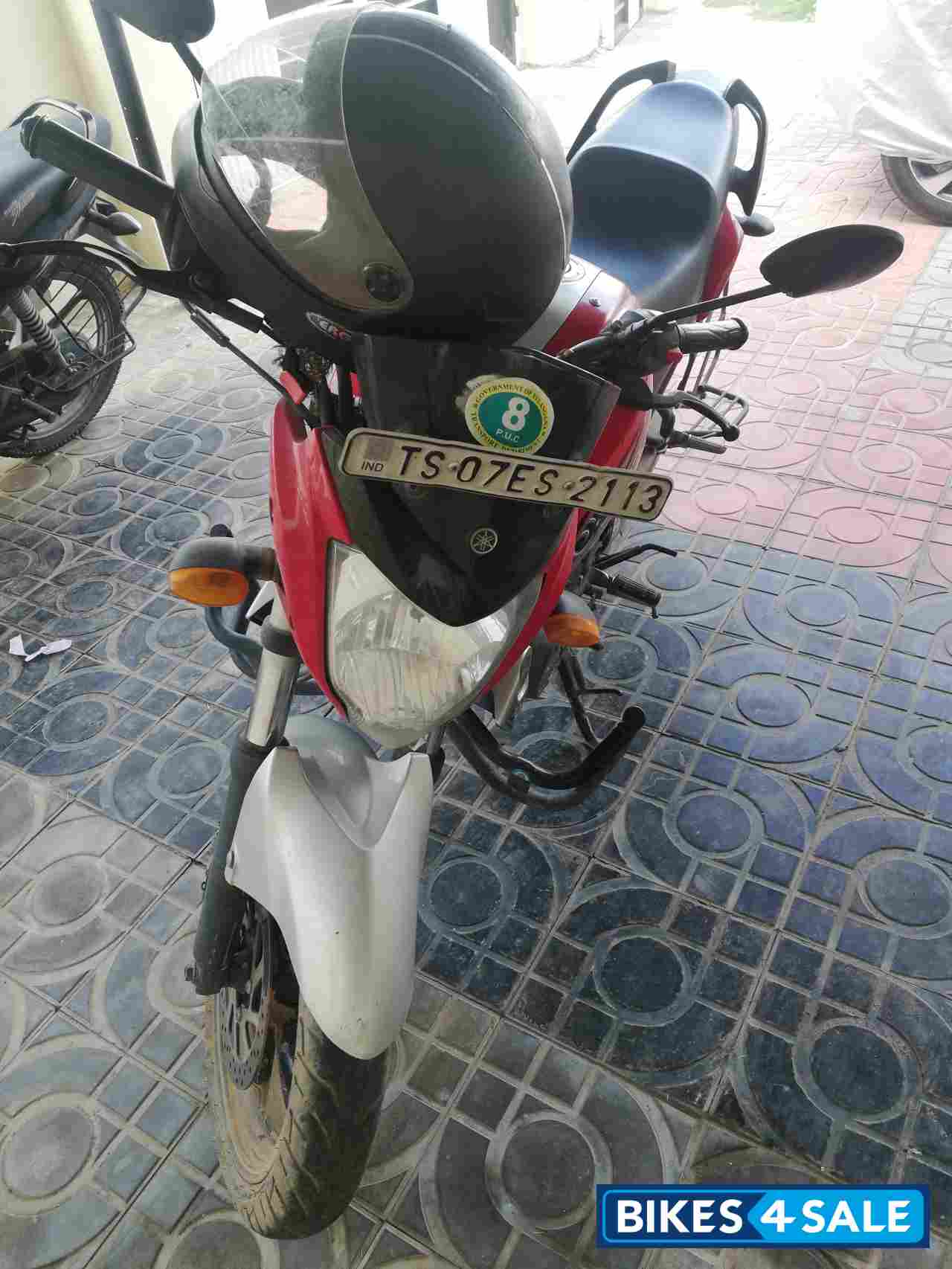 Red Silver Yamaha FZ-S