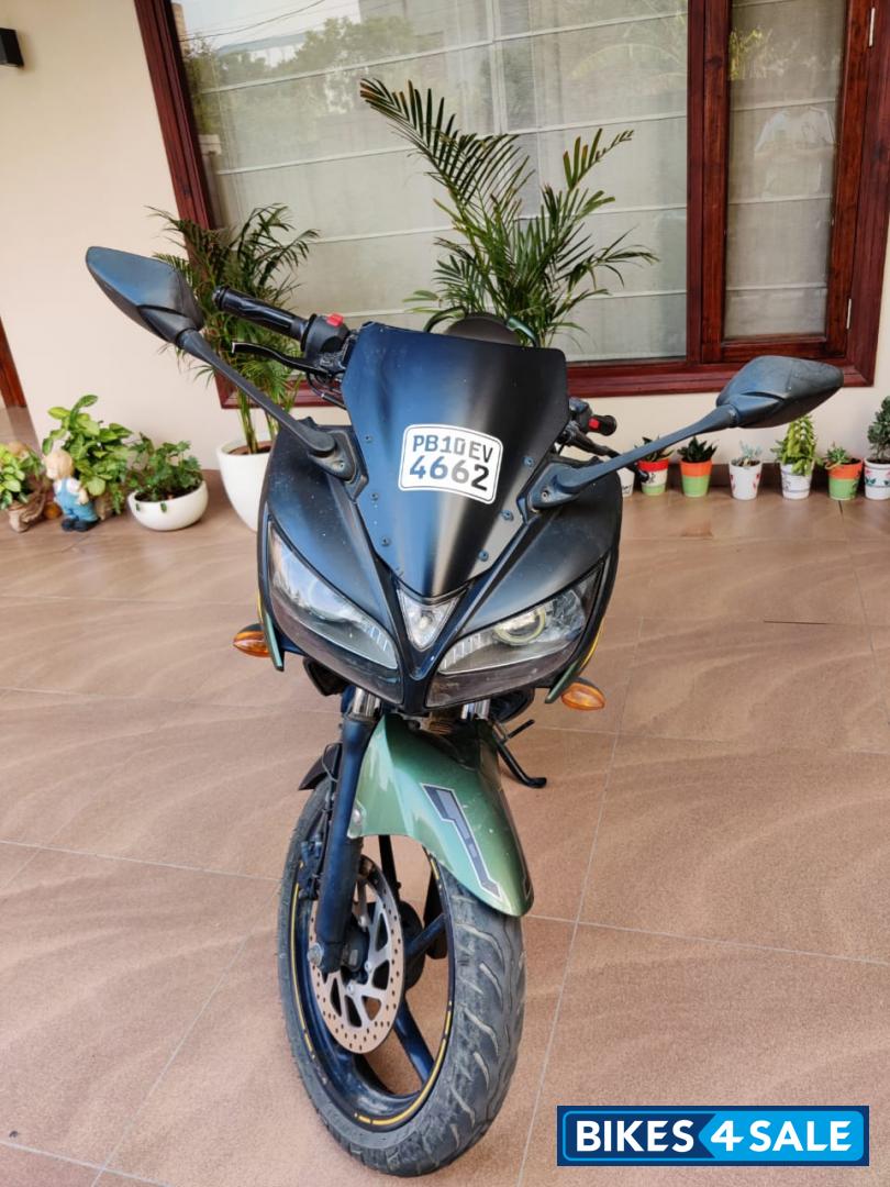 Dual Colour Yamaha Fazer