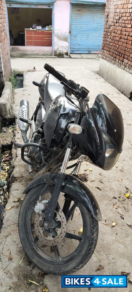 Black Bajaj Pulsar 150 DTSi