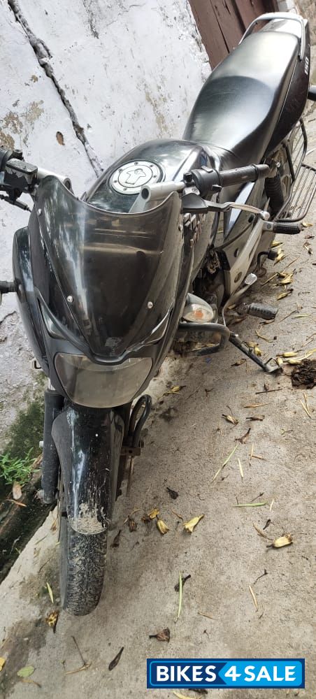 Black Bajaj Pulsar 150 DTSi