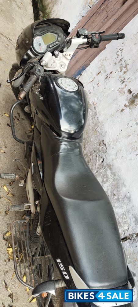 Black Bajaj Pulsar 150 DTSi