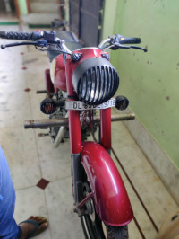 Royal Enfield Classic 350 Redditch Red