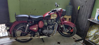 Royal Enfield Classic 350 Redditch Red