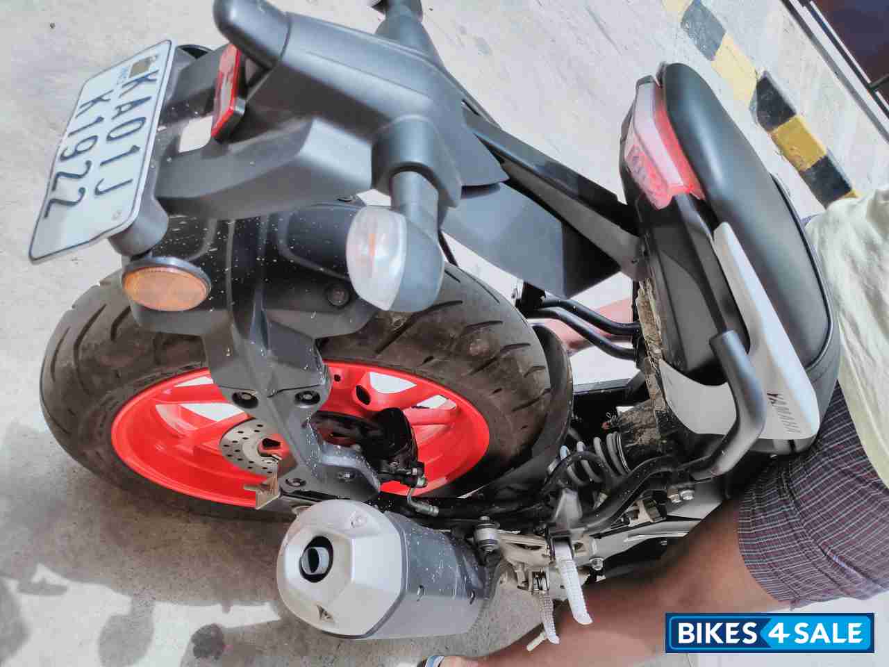 Whit And Block Yamaha MT-15 BS6 Whit And Block Yamaha MT-15 BS6