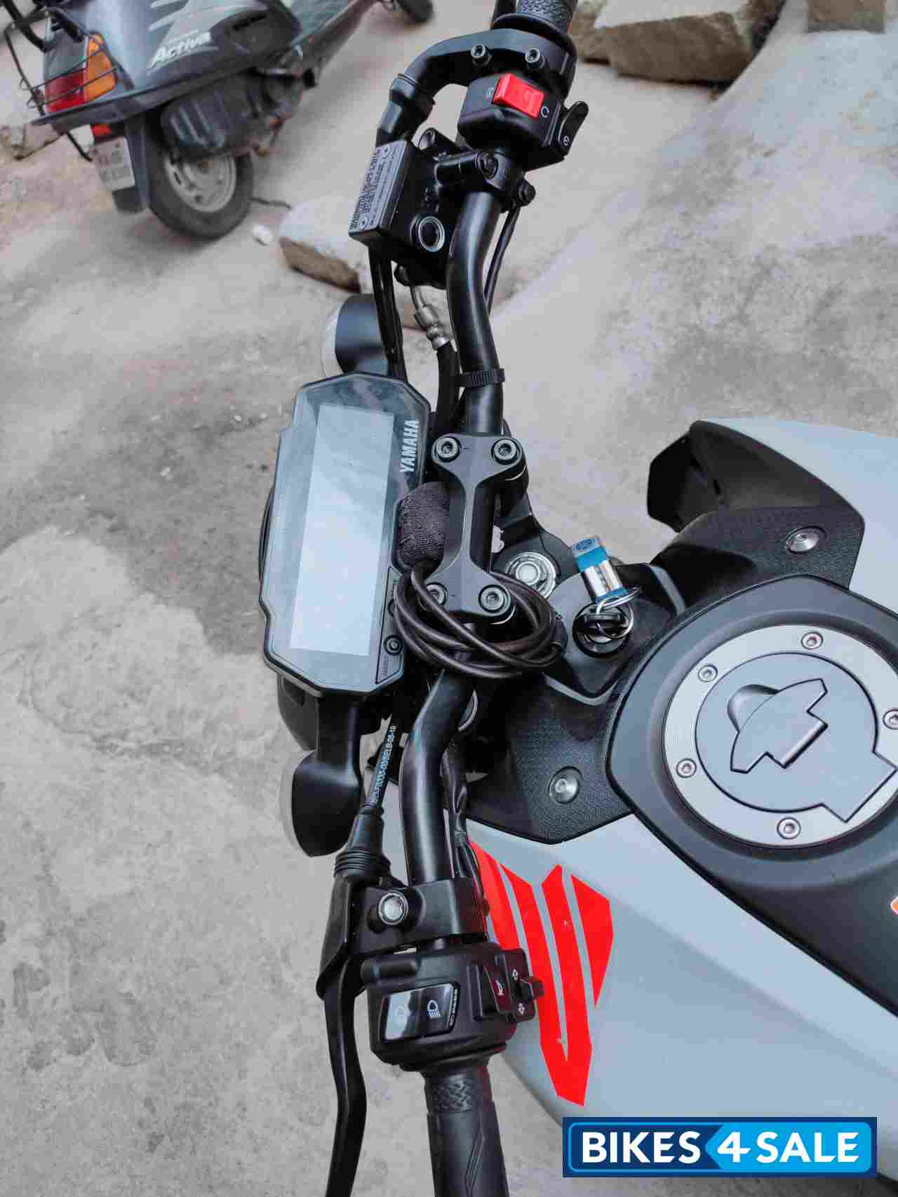 Whit And Block Yamaha MT-15 BS6 Whit And Block Yamaha MT-15 BS6