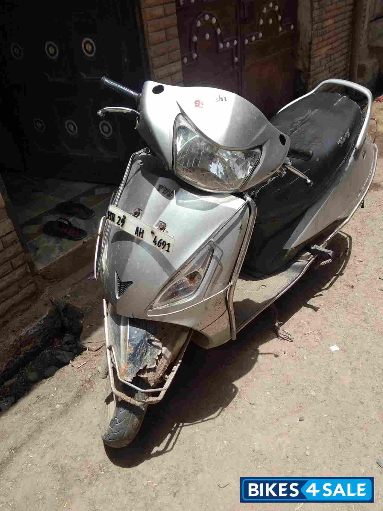 Used 2014 model TVS Jupiter for sale in Faridabad. ID 273217 Bikes4Sale