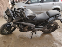 Bajaj Dominar 400 Disc
