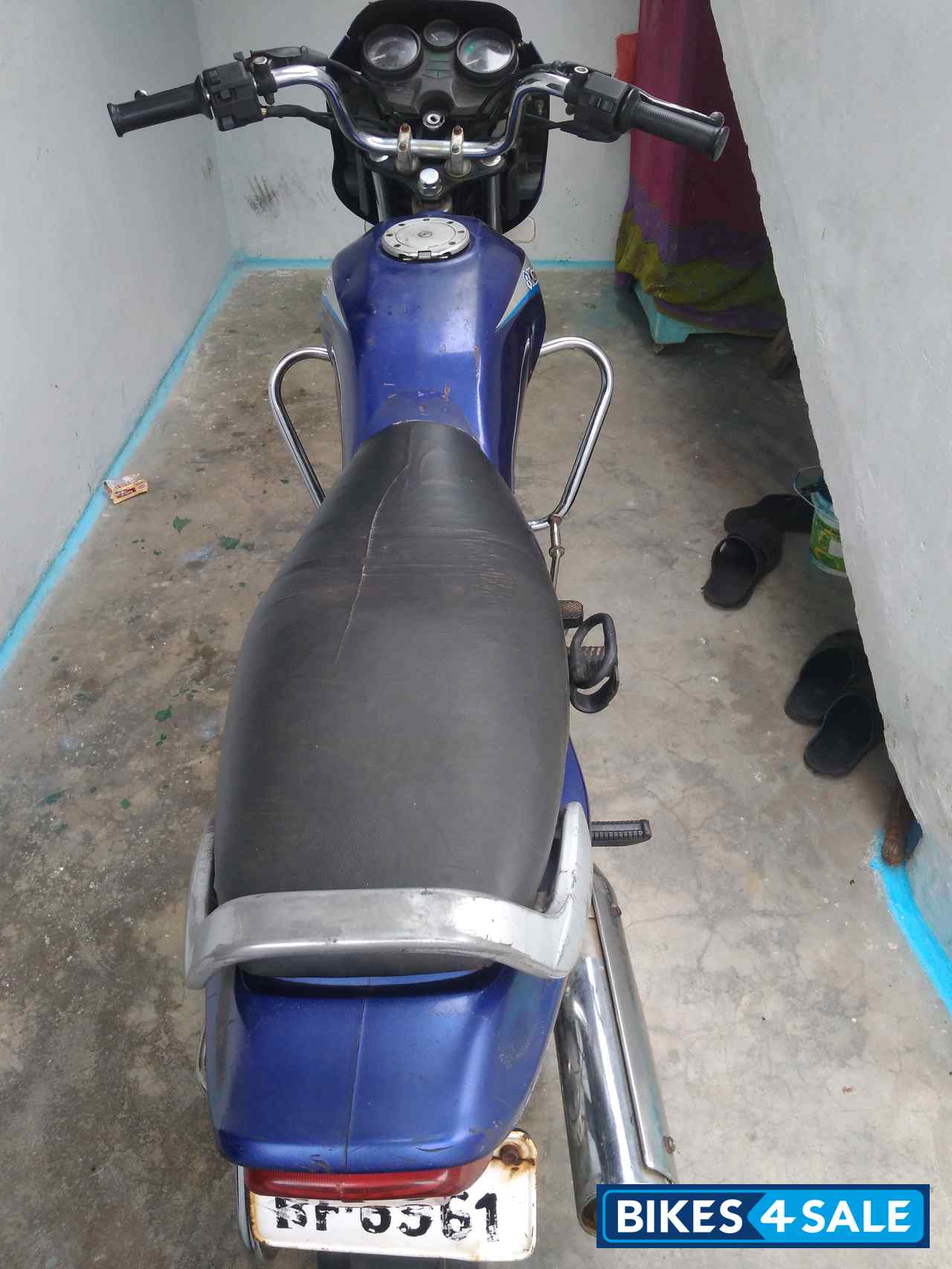 Bajaj Caliber 115