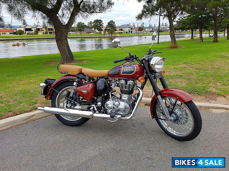 Chestnut Royal Enfield Classic 350 Redditch Red