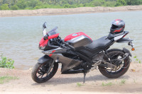 Matt Gray & Red Yamaha YZF R15 V3