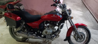 Red Bajaj Avenger 220 DTS-i