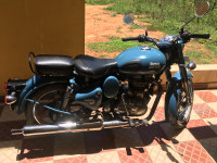 Royal Enfield Classic Squadron Blue