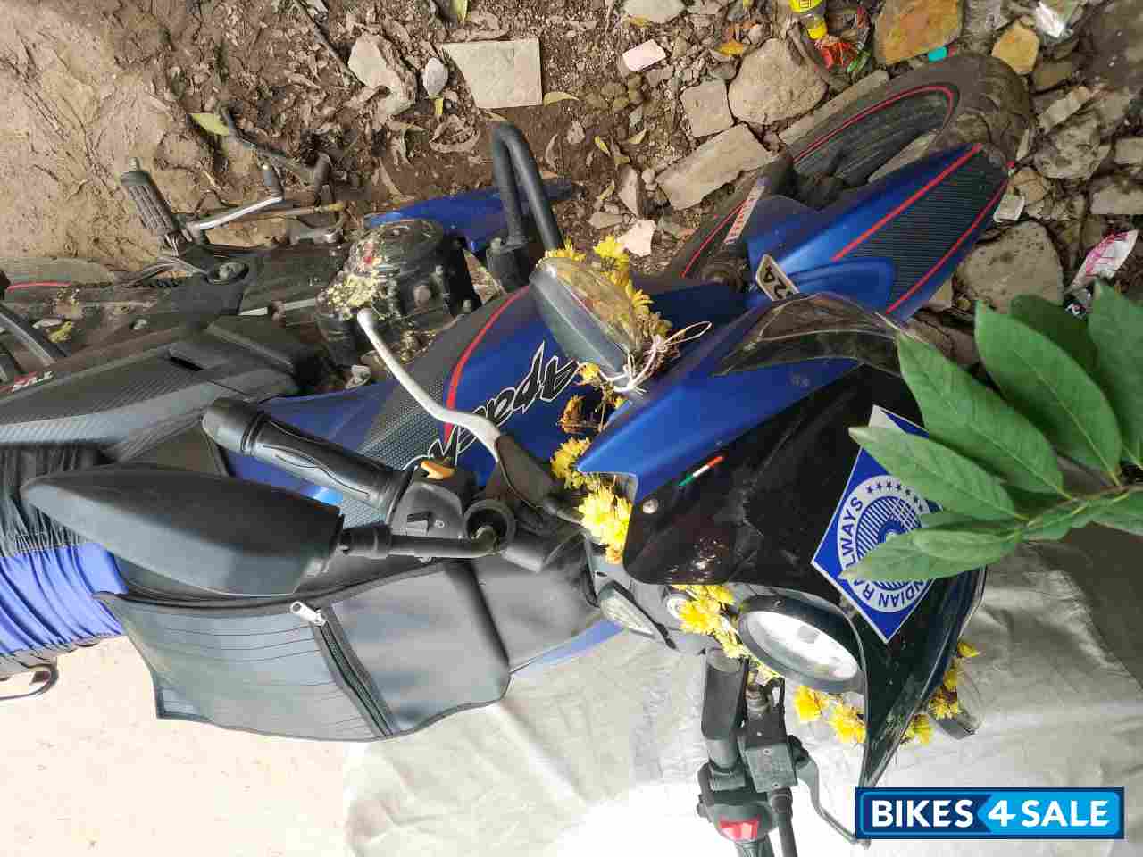 Metallic Blue TVS Apache RTR 160