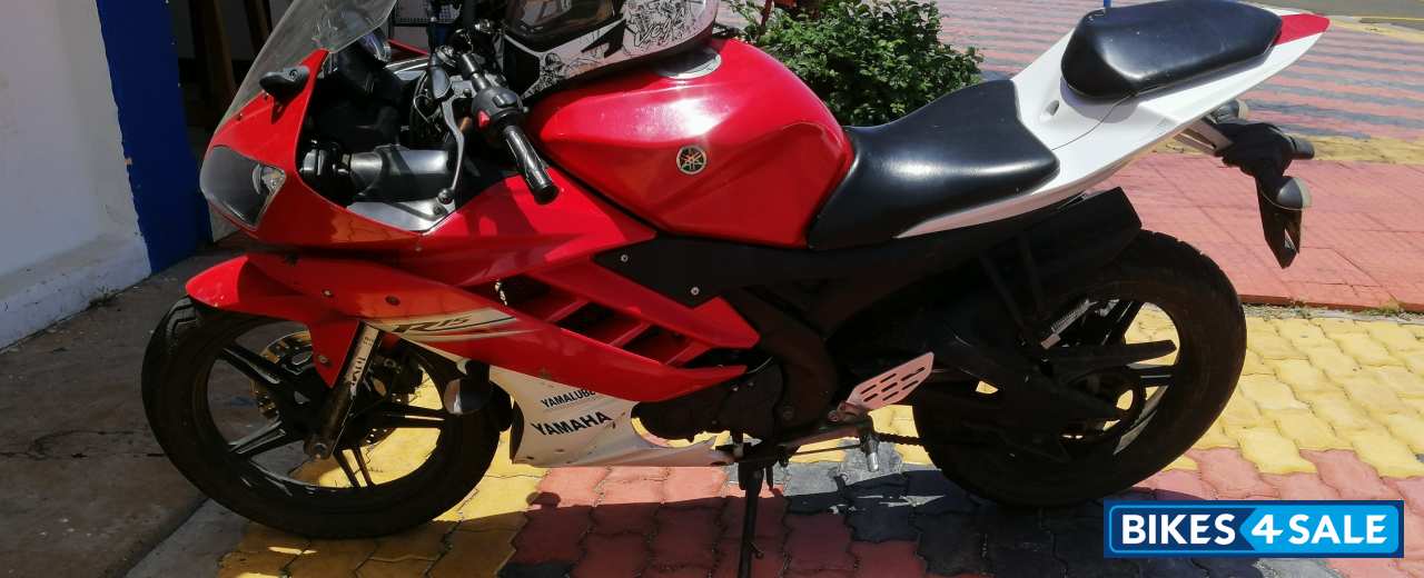 Yamaha YZF R15 V2