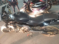 Bajaj Dominar 400 abs 2017