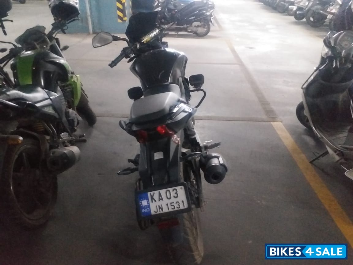 Bajaj Dominar 400 abs 2017