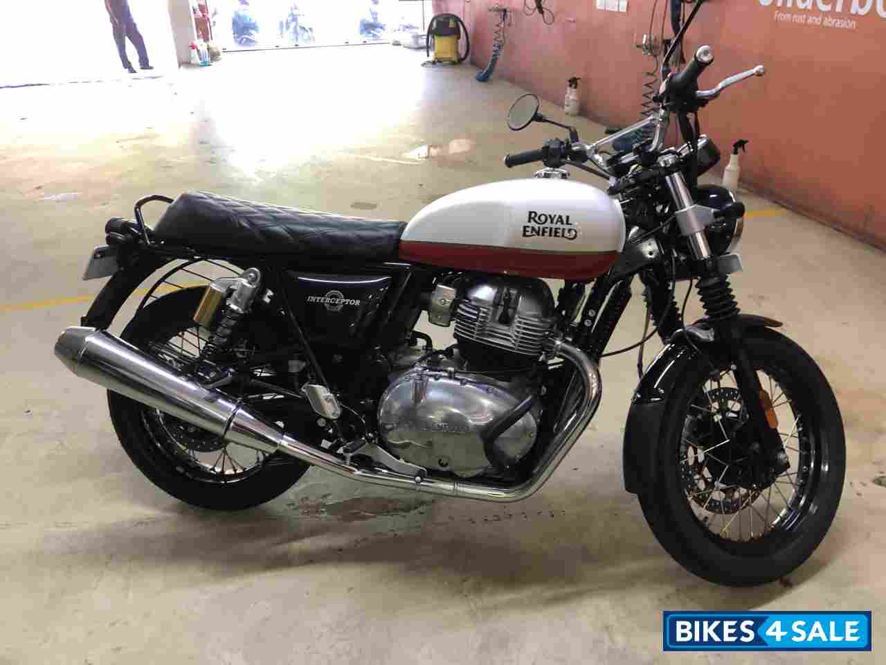Baker Express Royal Enfield Interceptor 650 Twin Picture 3. Bike ID 274168. Bike located in