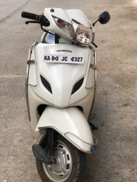 White Honda Activa 3G