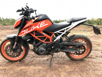 KTM Duke 390