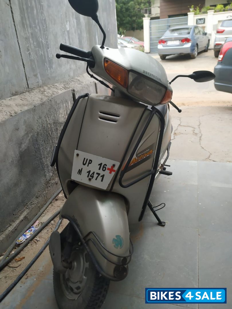 Golden Honda Activa